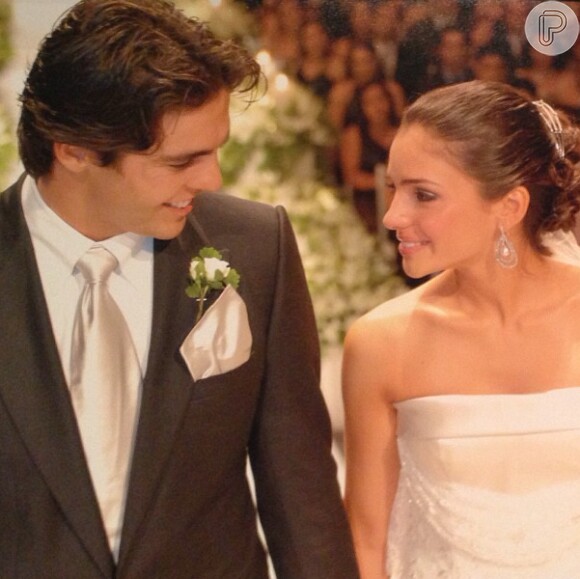 Após rápida crise, Kaká e a mulher Carol Celico reataram o casamento de oito anos, em julho de 2014