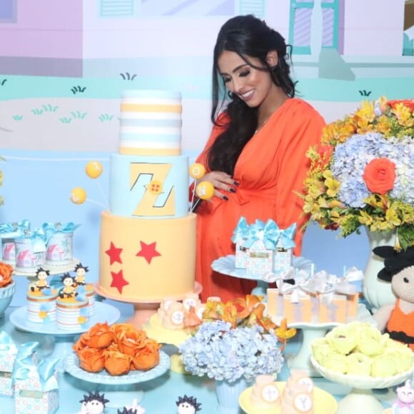 Grávida de Zion, Jade Seba pediu aos convidados donativos invés de presentes para o bebê