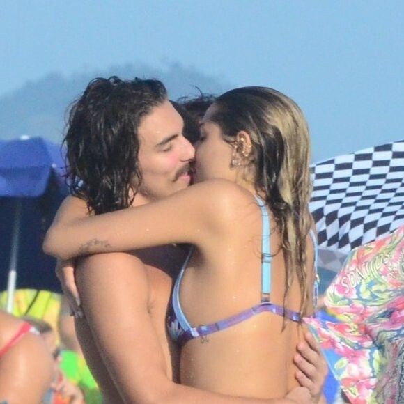 Sasha exibiu foto de biquíni durante viagem a Jamaica com o namorado, Bruno Montaleone