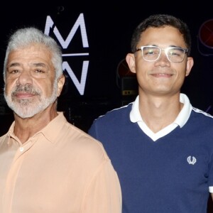 Lulu Santos e o noivo, Clebson Teixeira, prestigiaram o primeiro dia do Minas Trend Fashion, em Belo Horizonte