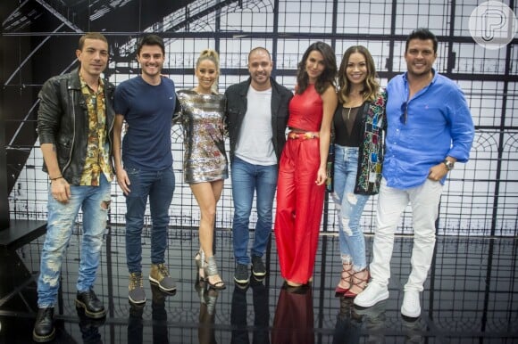 Hugo Bonemer se apresentou no 'Show dos Famosos', quadro de sucesso do 'Domingão do Faustão', no mesmo grupo que a cantora Ludmilla, o sambista Diogo Nogueira e a Danielle Winits.