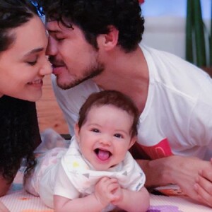 Débora Nascimento e José Loreto celebraram juntos o aniversário da filha, Bella