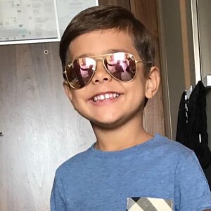 Filho de Simone, Henry conquistou milhares de seguidores nas redes sociais com seu jeito divertido