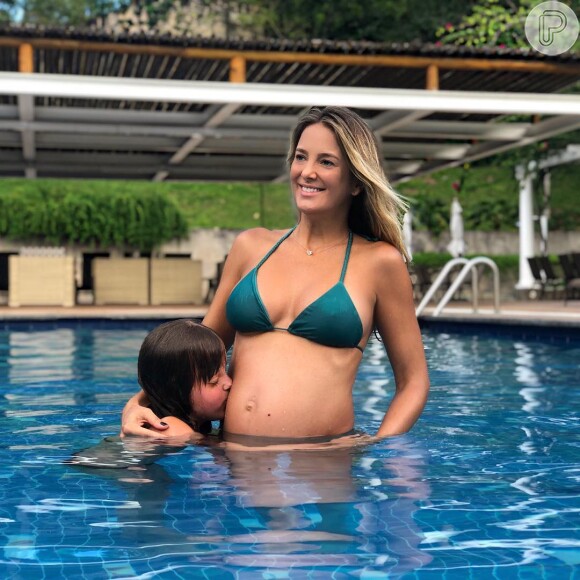 Ticiane Pinheiro está grávida de Manuella, sua primeira filha com Cesar Tralli