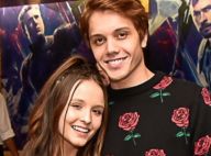 Larissa Manoela e João Guilherme Ávila levam pares à pré-estreia de filme. Fotos