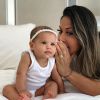 Andressa Suita ficou encantada com foto de Mayra Cardi com a filha