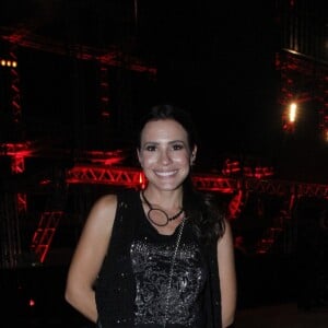 Juliana Knust no show da banda Los Hermanos no Maracanã