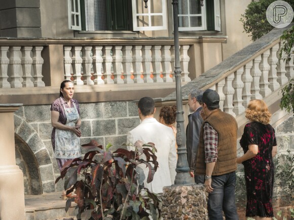 Na novela 'O Sétimo Guardião', Judith (Isabela Garcia) vai revelar para Gabriel (Bruno Gagliasso) que Feilão (Cauê Campos) tem a marca do guardião-mor nas costas.