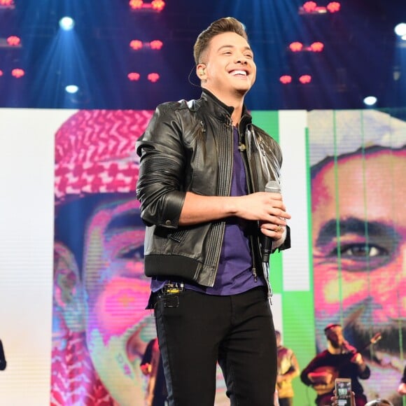 Wesley Safadão contou como lida com a exposição em entrevista