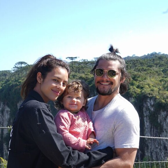 Yanna Lavigne e Bruno Gissoni são pais da pequena Madalena, de quase 2 anos