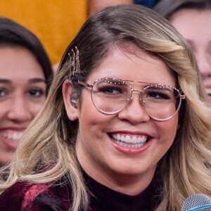 Marilia Mendonça relatou imprevisto em look nesta segunda-feira, 10 de junho de 2019