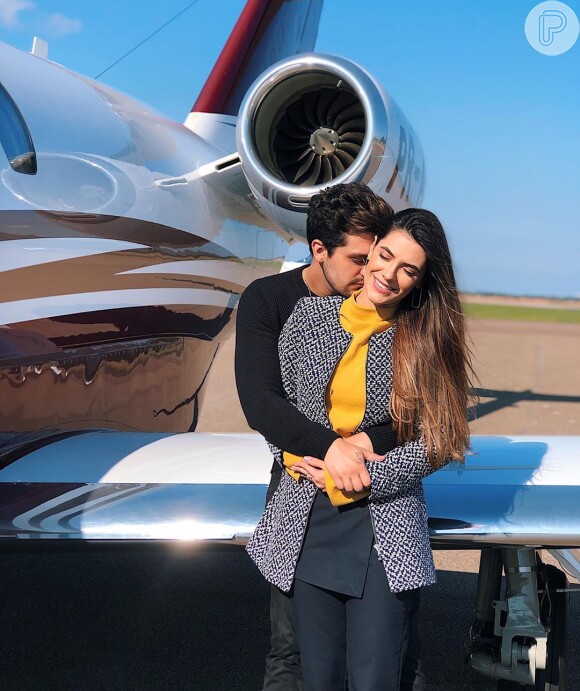 Luan Santana e Jade Magalhães viajaram juntos para a Argentina para comemorar o Dia dos Namorados