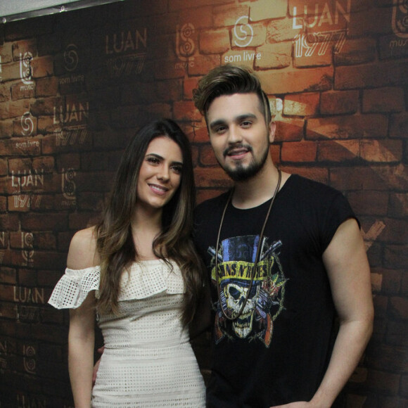 Luan Santana fala sobre relação duradoura com Jade Magalhães: 'Há 11 anos atrás eu tinha 17 anos e você, uma menina aprendendo a dar os primeiros passos na vida'