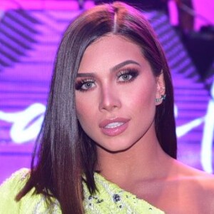 Flavia Pavanelli está solteira de acordo com mensagem da famosa no Instagram nesta sexta-feira, dia 14 de junho de 2019