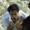 Enrico (Joaquim Lopes) grita, na tentativa de extravasar seu desespero, em cena de 'Império'