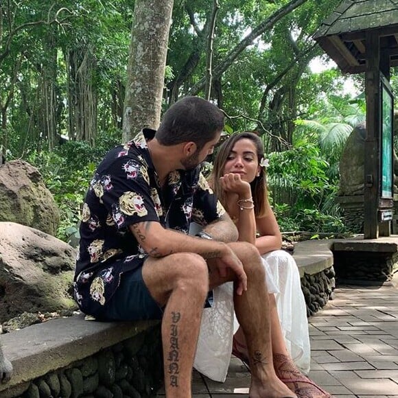 Anitta contou que Pedro Scooby teve o apoio da família dela para reconquistá-la, já que eles já viveram um romance no passado