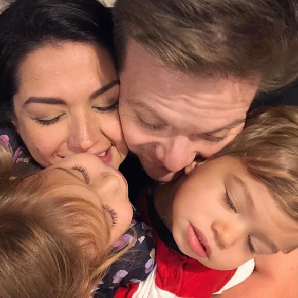 Thais Fersoza disse que cada um dos filhos 'herdou' a personalidade de um dos pais