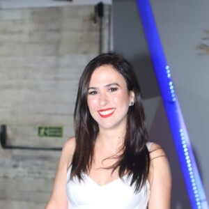 Tatá Werneck ganhou comentário carinhoso de Sabrina Sato na foto do ultrassom da filha: 'Que amor mãezona linda. Que emoção!'