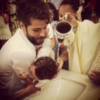 Bruno Gagliasso batiza seu afilhado, Bento: 'Dia de alegria'