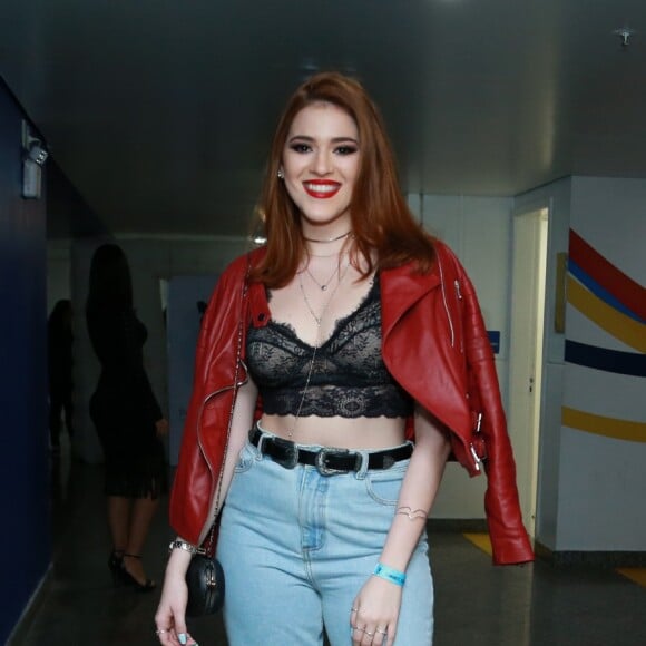 Ex-BBB Ana Clara rebateu críticas ao corpo após aparecer de maiô em foto