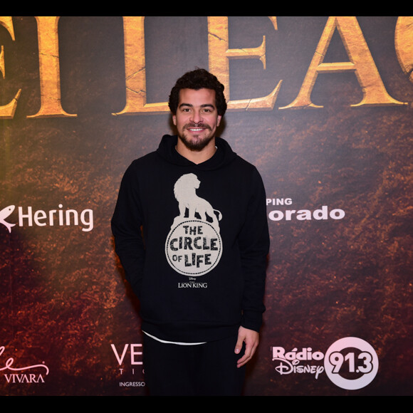 Pré-estreia do filme 'O Rei Leão' foi prestigiada por Thiago Martins