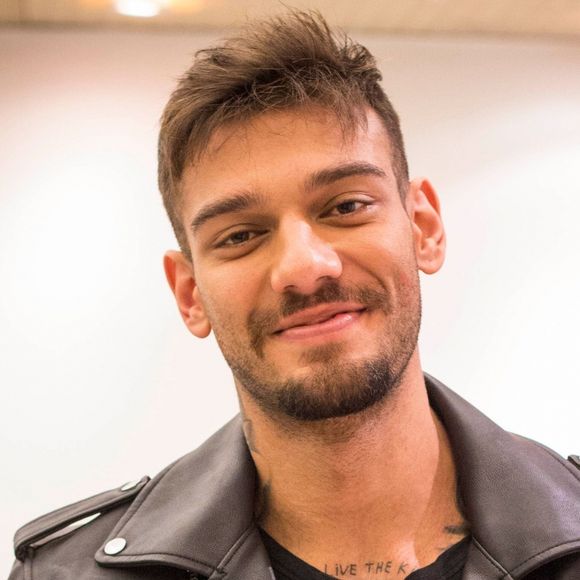 Lucas Lucco agradeceu apoio da namorada após passar por momento difícil nesta terça-feira, 6 de agosto de 2019