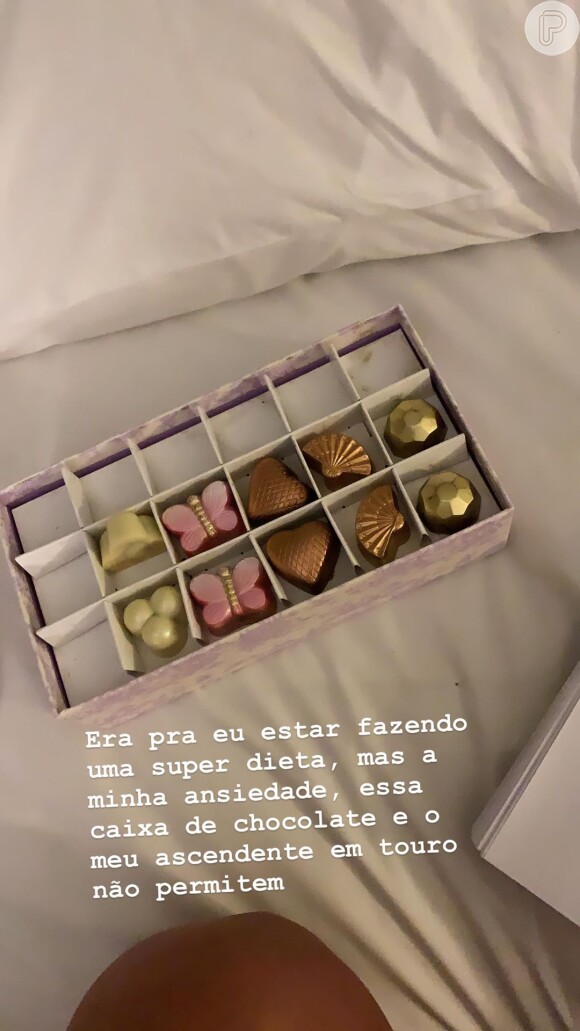 Bruna Marquezine mostra gula por chocolate nesta quinta-feira, dia 08 de agosto de 2019