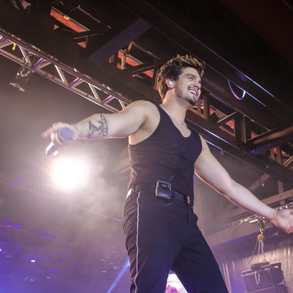 Luan Santana cantou seus maiores sucessos durante show na casa noturna Villa Country, localizada na zona oeste de São Paulo, na noite desta quinta-feira, 15 de agosto de 2019