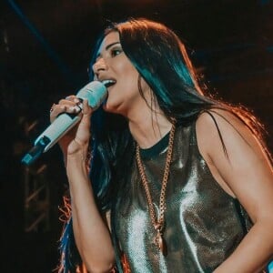 Simaria aposta em tecido com modelagem esportiva em show no Garota VIP, em Teresina, nesta quinta-feira, dia 15 de agosto de 2019