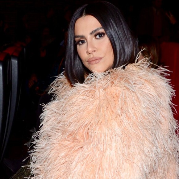 Cleo rouba a cena com look diferentão para o Festival de Cinema de Gramado neste domingo, dia 18 de agosto de 2019