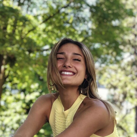 Sasha Meneghel pintou as unhas de crianças e adolescentes angolanas ao produzir o desfile