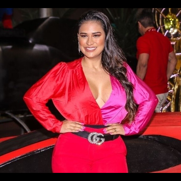 Simone, da dupla com Simaria, contou que filho previu sexo do bebê de Marília Mendonça