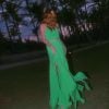 Marina Ruy Barbosa, na festa pré-wedding de amigos, usou longo verde