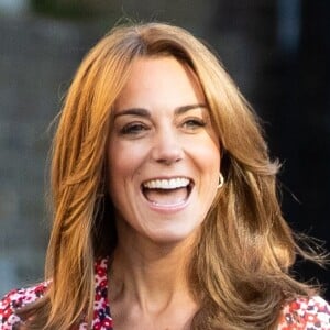 Kate Middleton aposta em make básica para 1º dia da filha na escola nesta quinta-feira, dia 05 de setembro de 2019