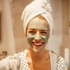 Cuidados com a pele: 5 acessórios de beleza que você precisa ter em em casa para otimizar a rotina