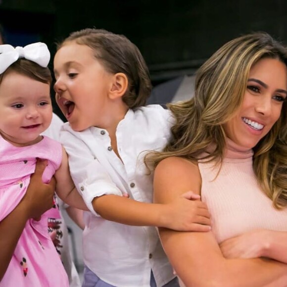 Filho de Patricia Abravanel e Fabio Faria, Pedro foi elogiado pelo pai: 'O melhor irmão mais velho que meus filhos poderiam ter'