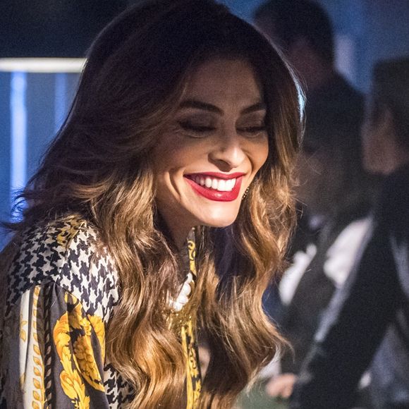 Maria da Paz (Juliana Paes) é fã de mangas volumosas na novela 'A Dona do Pedaço'