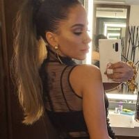 Anitta usa look preto com transparência em show internacional: 'Rebola, México'