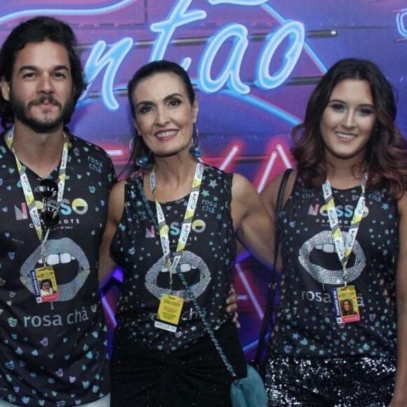 Filha de Fátima Bernardes e William Bonner, Beatriz assegurou ter relação saudável com Túlio Gadêlha, namorado de sua mãe: 'É bem natural e a gente se dá bem'