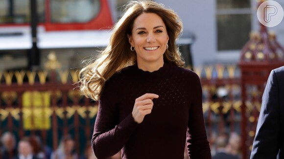 Kate Middleton usa look grifado para evento nesta quarta-feira, dia 09 de outubro de 2019