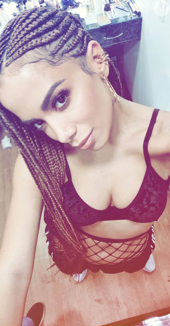 Anitta define seu estilo em look com Lexa, Luísa Sonza e MC Rebecca: 'Estilo maloqueira'