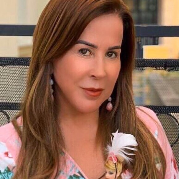 Pernas de Zilu Godoi chamaram atenção em foto postada pela empresária: 'Inspiração'