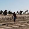 Marina Ruy Barbosa faz foto de Xandinho Negrão na praia do Preá, no Ceará