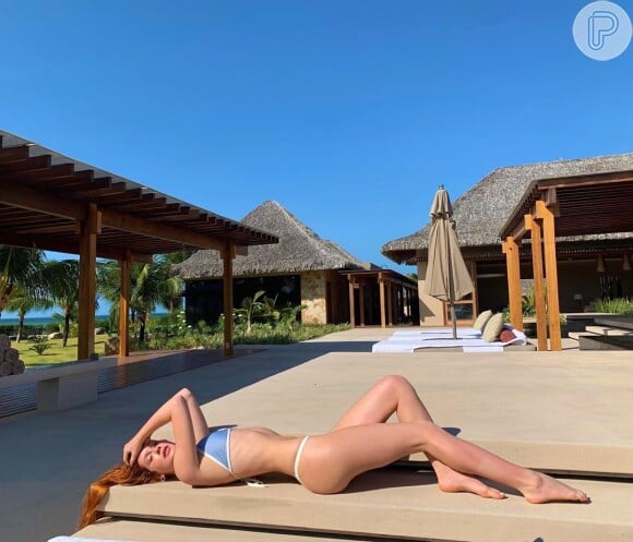 Cintura fina de Marina Ruy Barbosa surpreende em foto