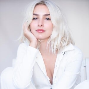 Carla Motta, do espaço Fil Hair & Experience, em Ipanema, zona sul do Rio de Janeiro, foi responsável pela mudança capilar de Marina Moschen