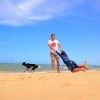 Wesley Safadão brincou com o filho mais velho na Praia de Fortim, no Ceará 