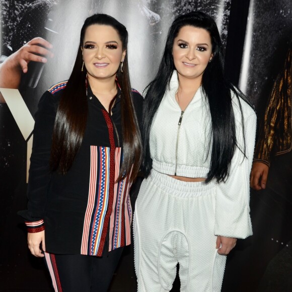 Maraisa está curtindo férias com a irmã, Maiara, nos EUA