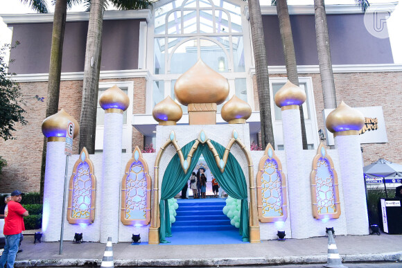 Festa de aniversário de neta de Roberto Carlos contou com réplica de palácio do Aladdin nesta sexta-feira, dia 25 de outubro de 2019
