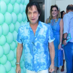 Roberto Carlos prestigia festa de aniversário de 4 anos de neta nesta sexta-feira, dia 25 de outubro de 2019