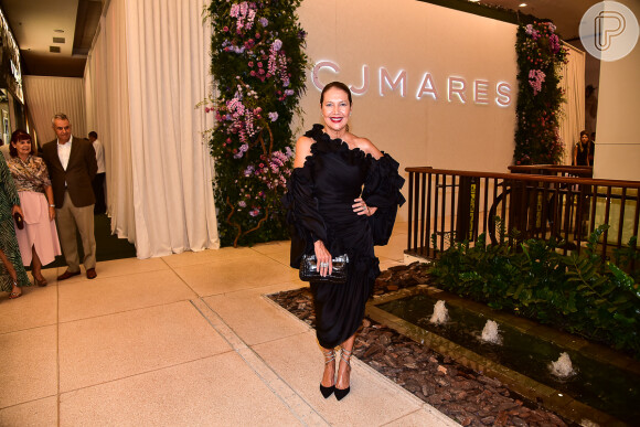 Famosas elegem looks inspiradores para prestigiar a inauguração da loja CJ Mares, no shopping Cidade Jardim, em São Paulo, na noite desta terça-feira, 05 de dezembro de 2019